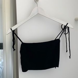 Wilfred aritzia black crop top xs